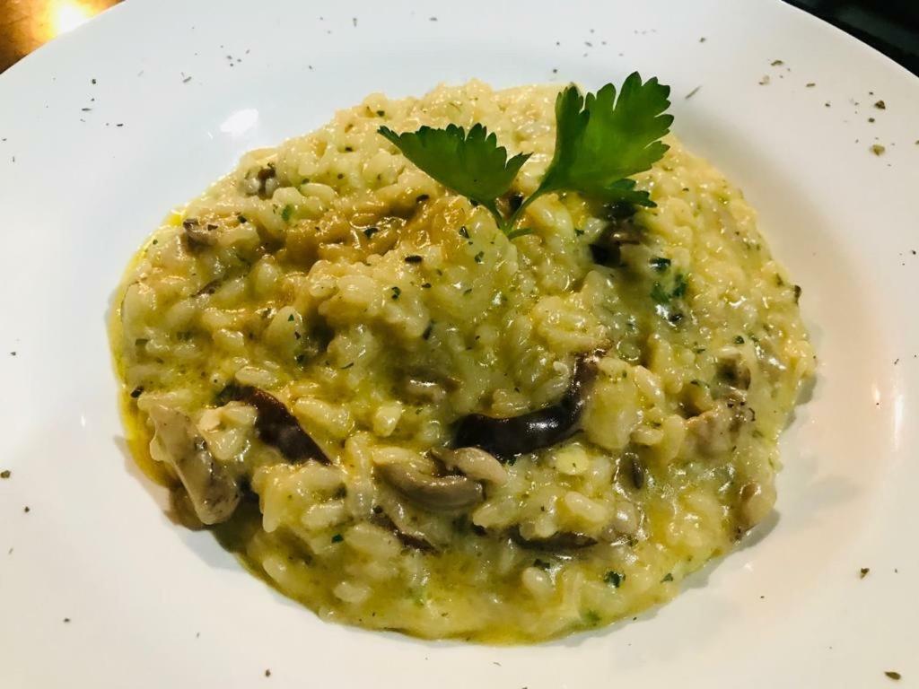 A Mi Manera Pousada , Cerveja Propria E Bistro ! Brumadinho Eksteriør bilde